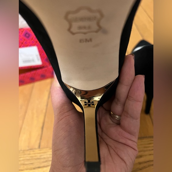 Authentic Tory Burch Pumps - Picture 4 of 6